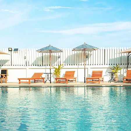 Blue Sky Residence Airport Ban Bang Phli Yai Bagian luar foto