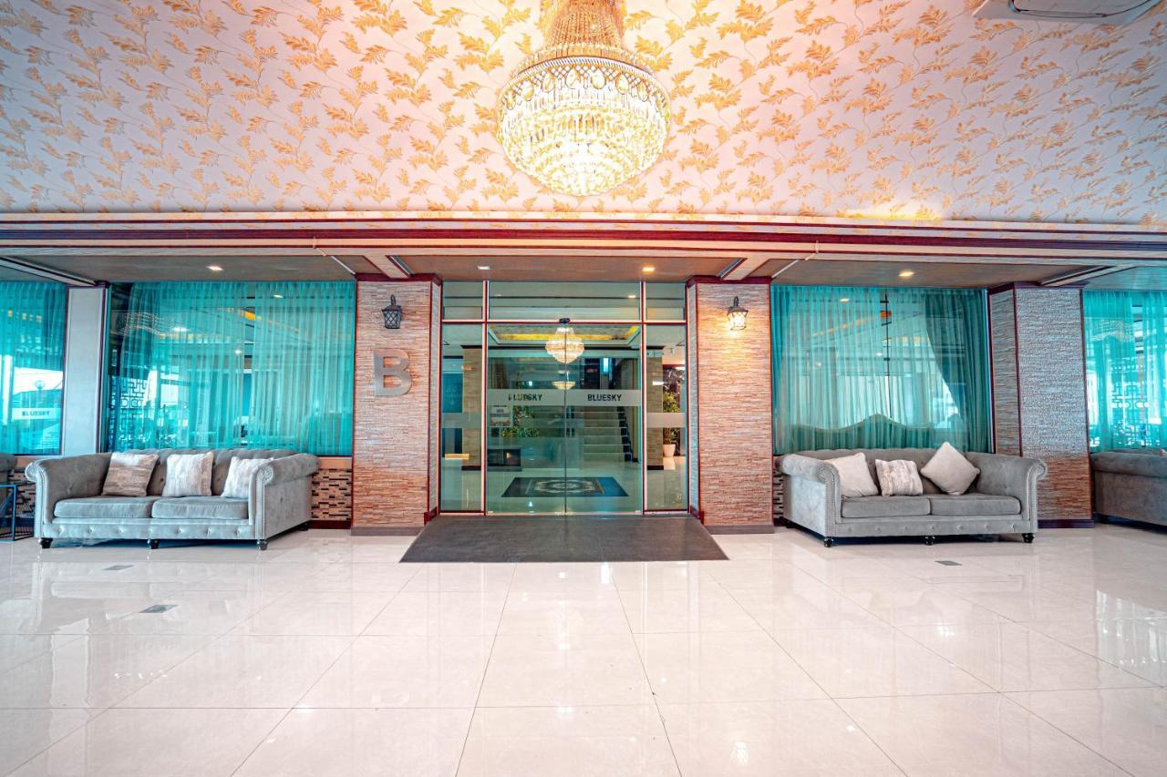 Blue Sky Residence Airport Ban Bang Phli Yai Bagian luar foto